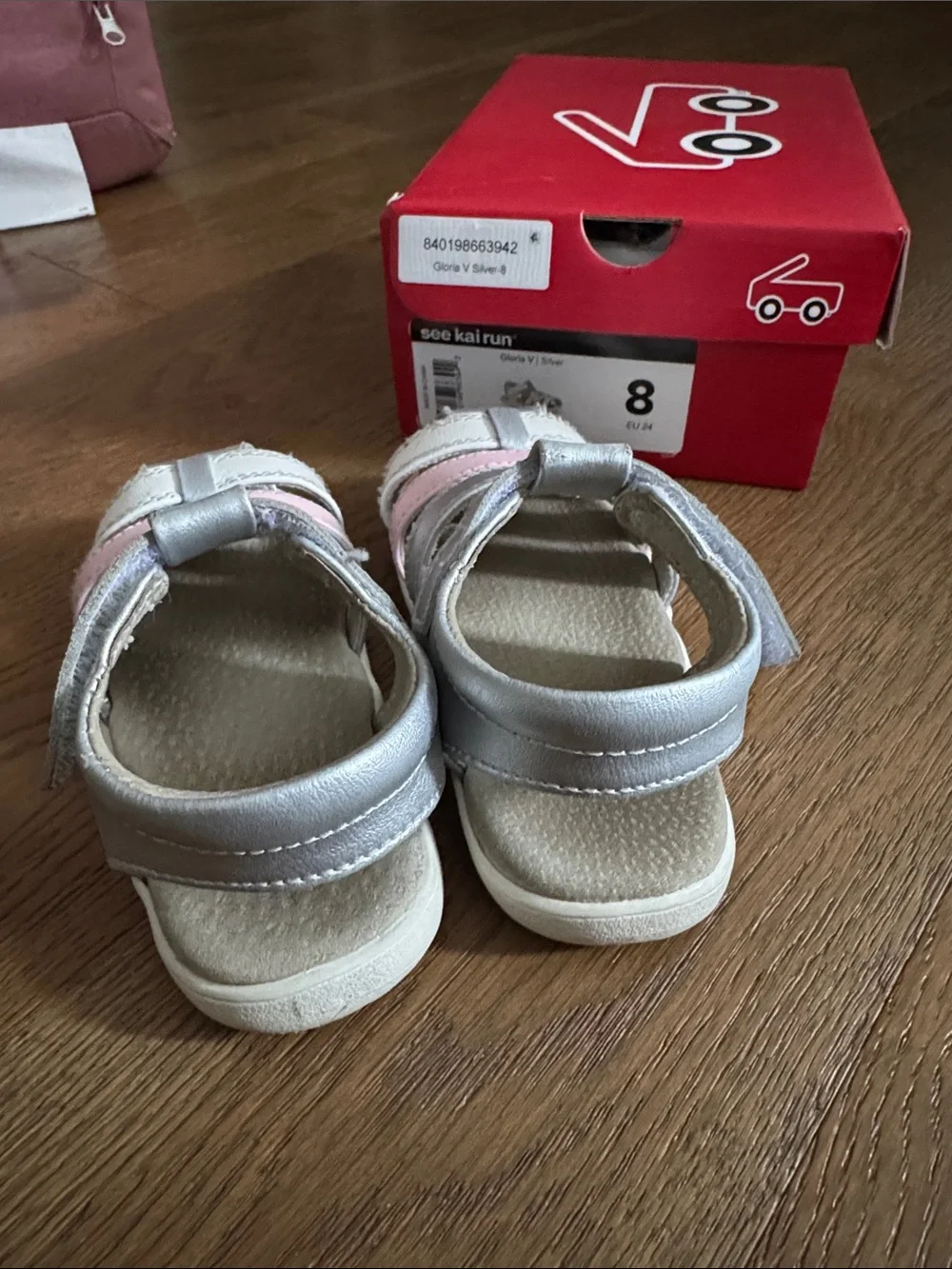 See Kai Run Gloria V 5 Silver and Pink HRS118F290 Sandals open toe size 8 24